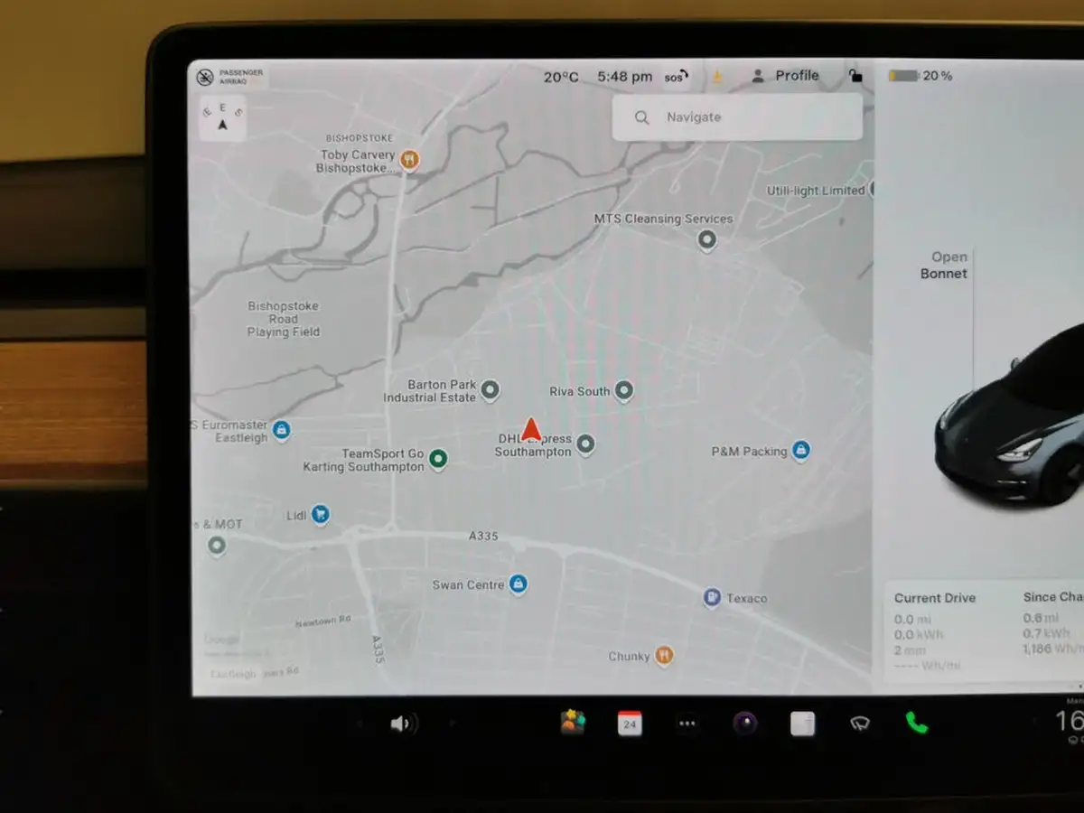 2020-tesla-model-3-e-long-range-big-8