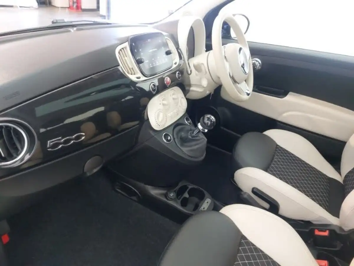 2022-fiat-500-10-dolcevita-big-4
