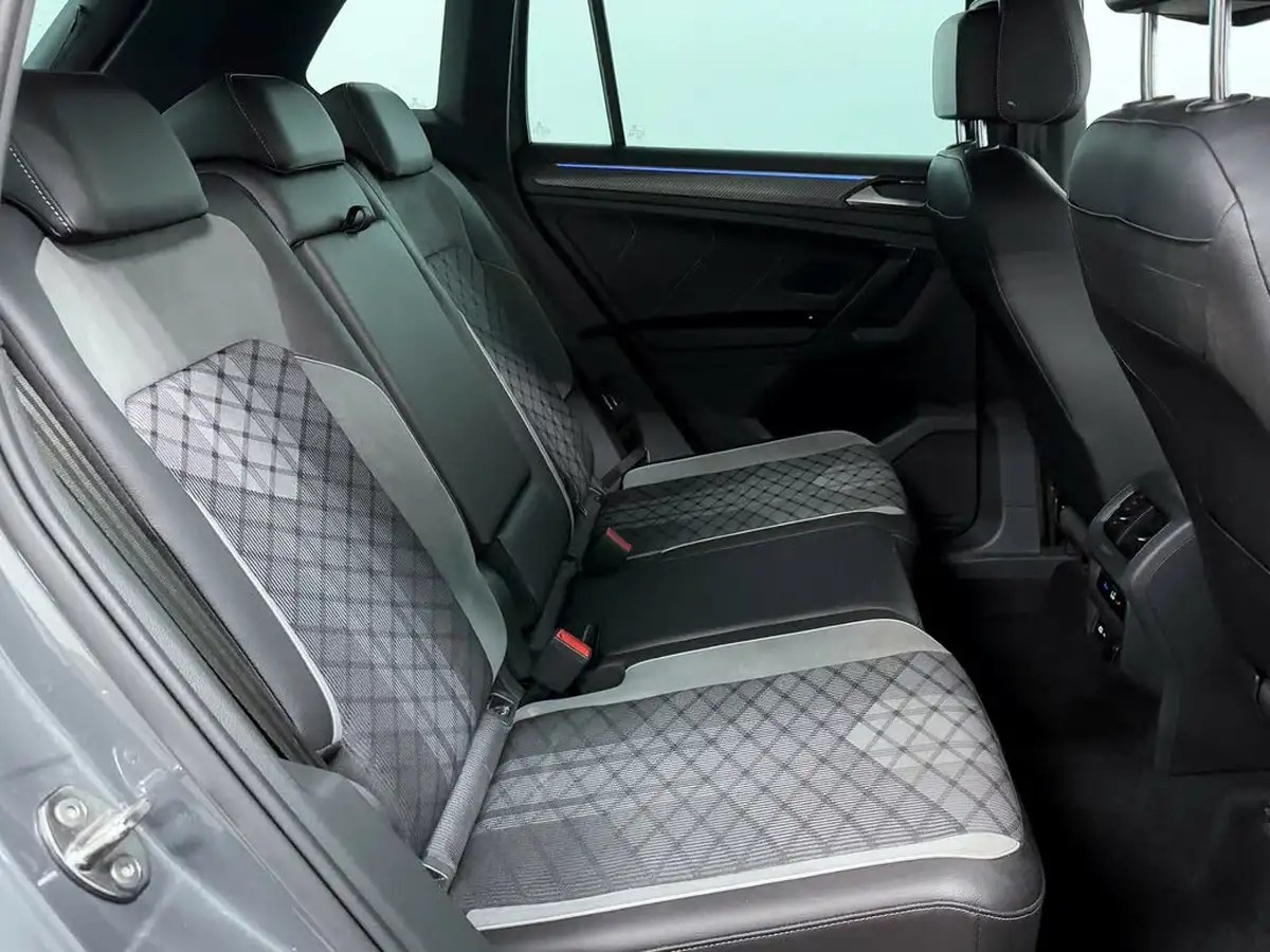 2022-volkswagen-tiguan-15-tsi-r-line-big-28