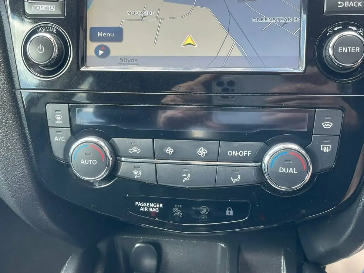 2016-nissan-qashqai-15dci-tekna-big-24