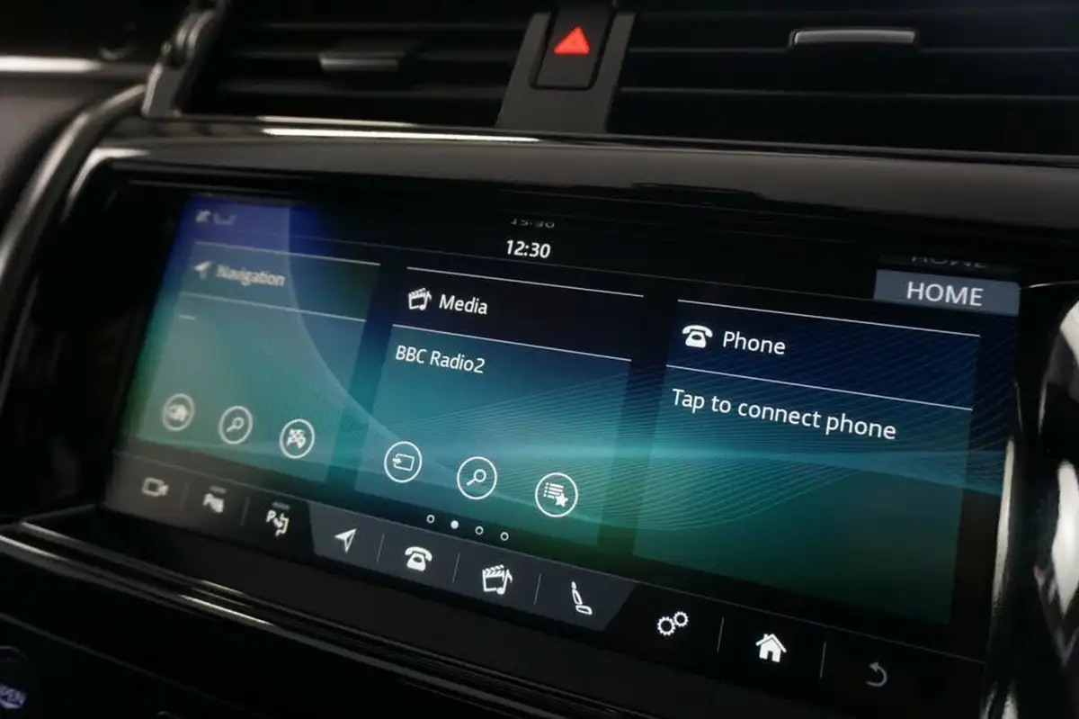 2020-land-rover-discovery-30-sd6-hse-luxury-big-30