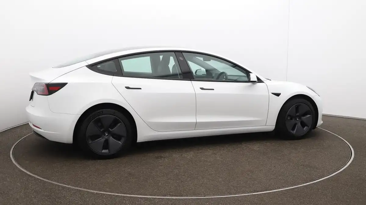 2021-tesla-model-3-e-standard-plus-big-50