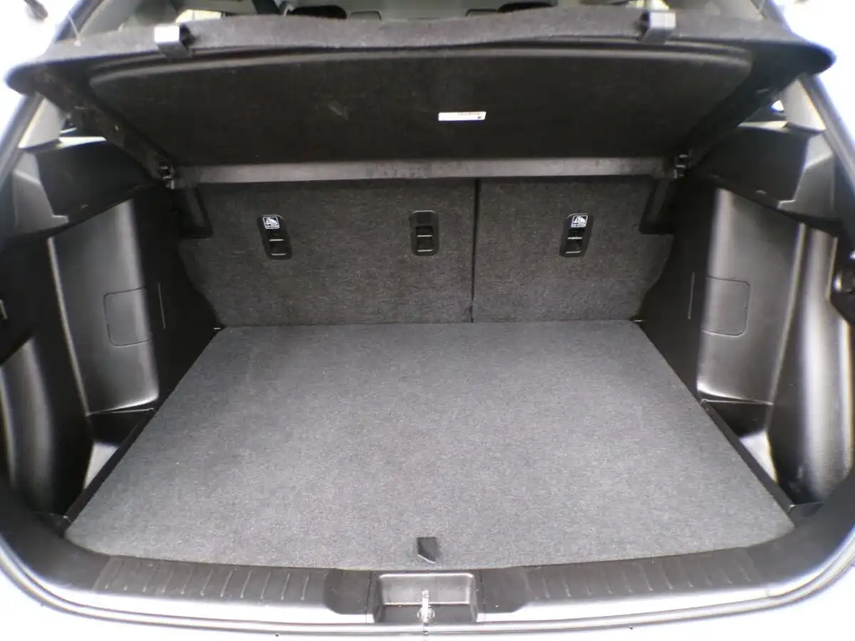 2019-suzuki-vitara-10-boosterjet-sz-t-big-28
