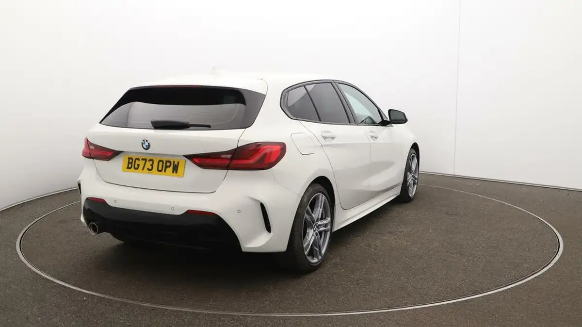 2023-bmw-1-series-15-118i-m-sport-lcp-dct-big-53