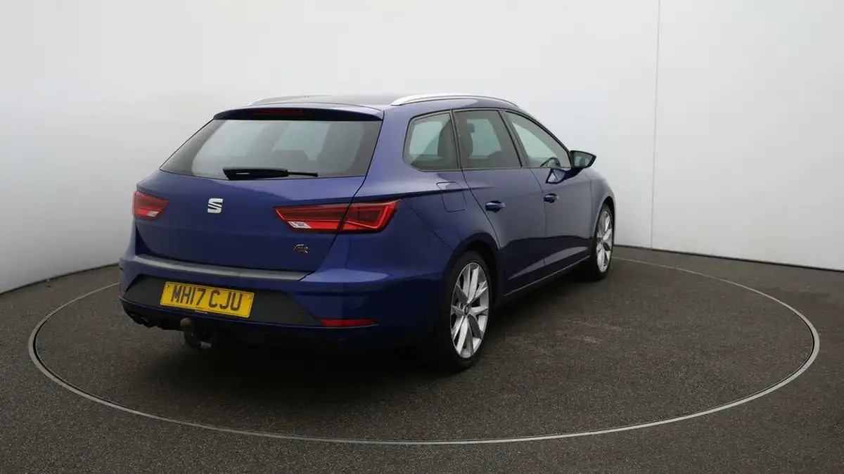 2017-seat-leon-14-ecotsi-fr-technology-estate-5d-dsg-big-47