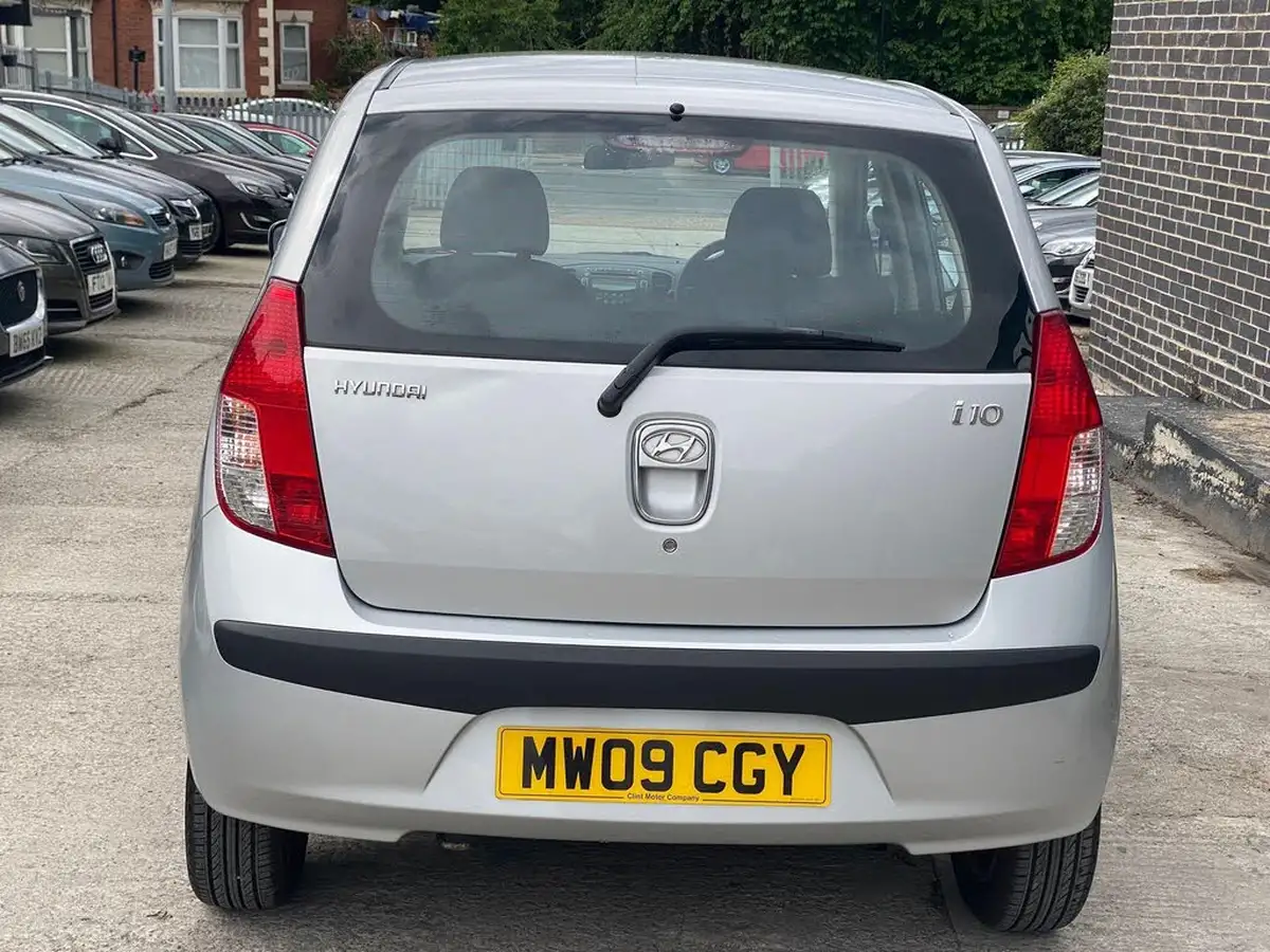 2009-hyundai-i10-12-comfort-76bhp-big-5