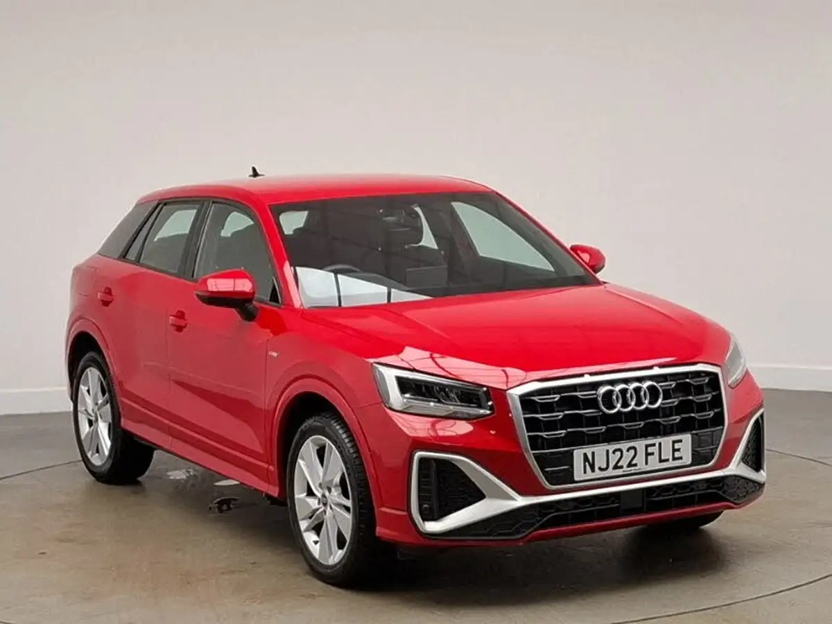 2022-audi-q2-15-35-tfsi-s-line-tronic-big-0