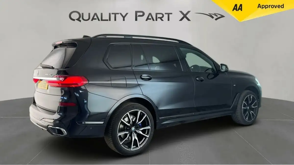 2019-bmw-x7-30-xdrive40i-m-sport-big-2