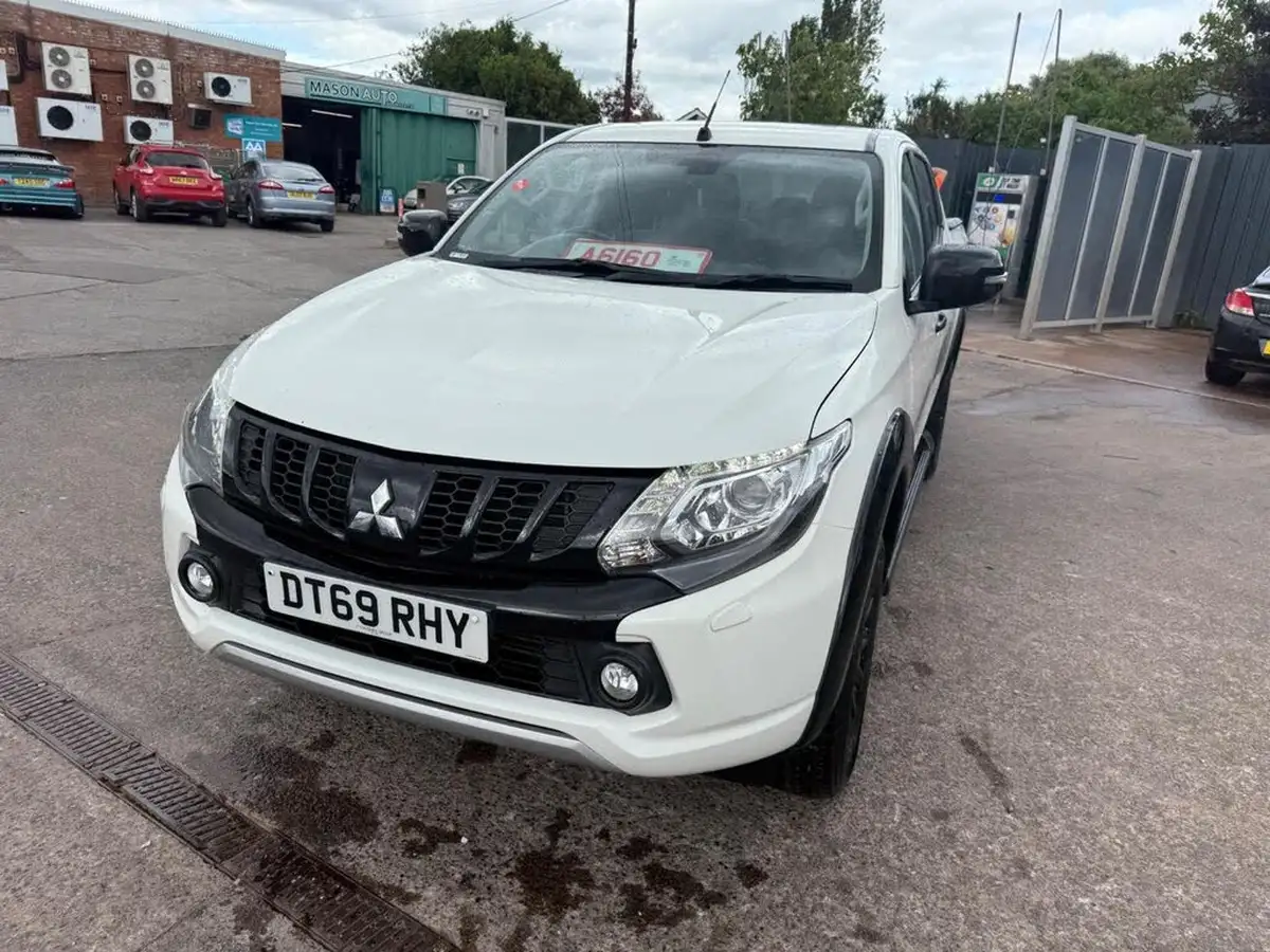 2020-mitsubishi-l200-24di-d-challenger-auto-big-7
