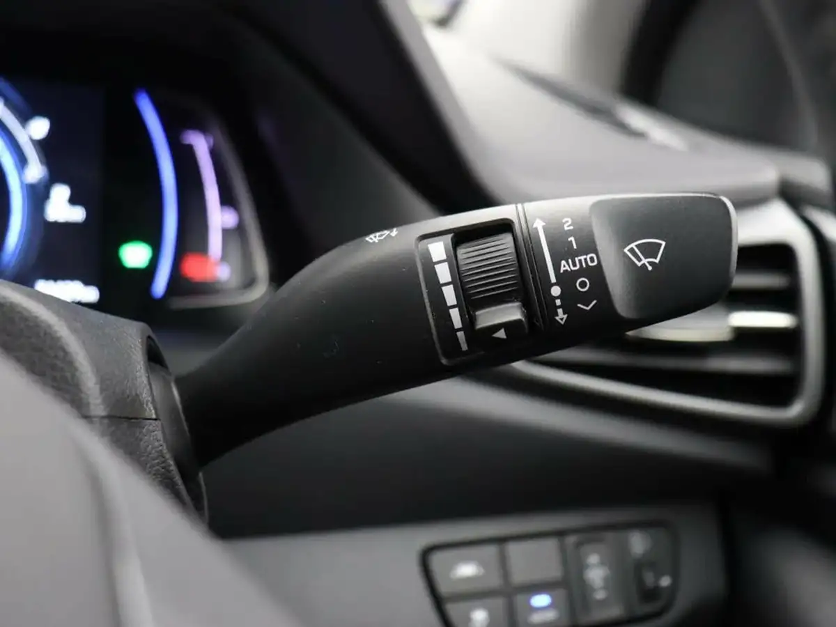 2020-hyundai-kona-e-premium-136ps-39kwh-big-42