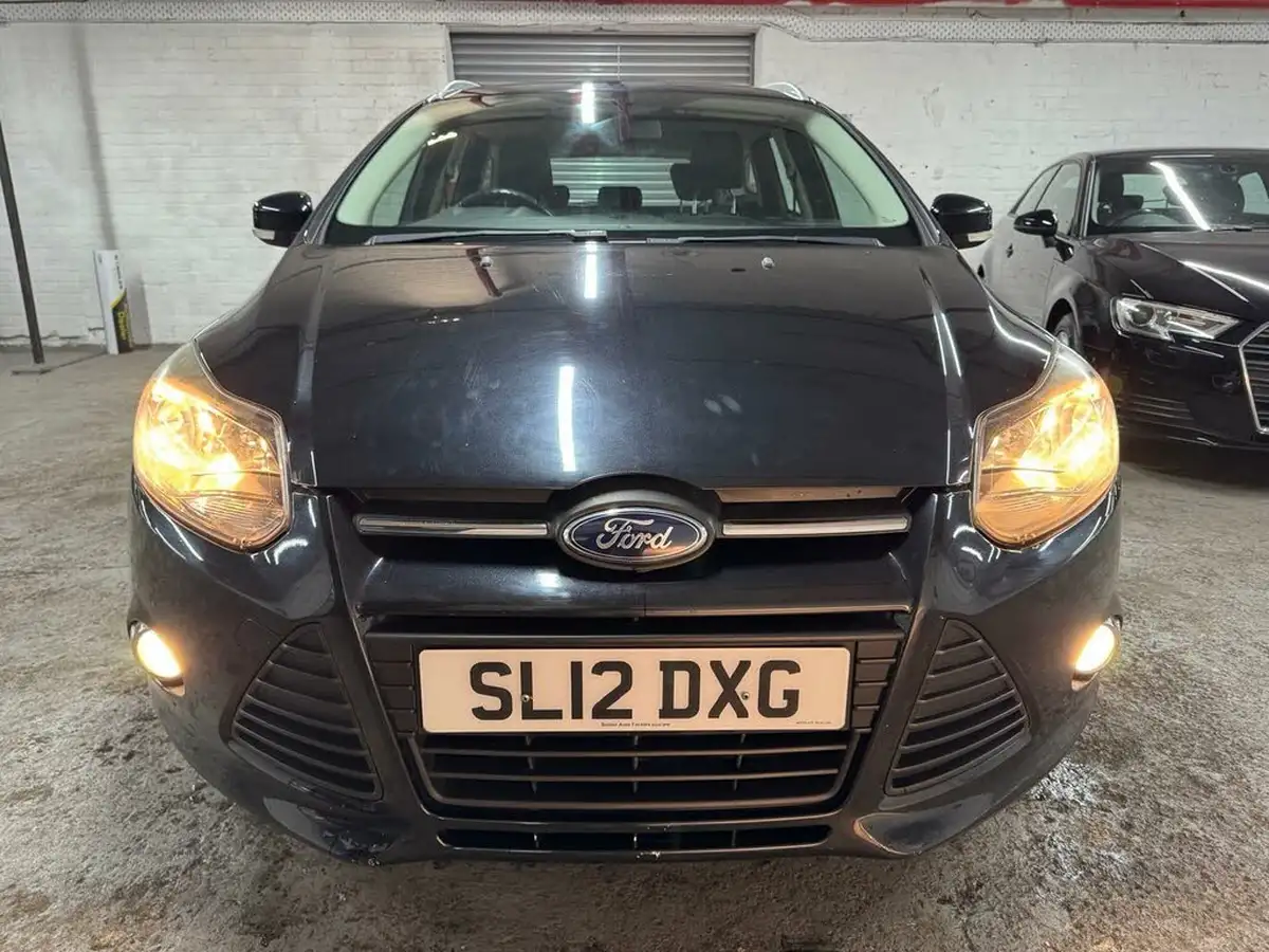 2012-ford-focus-16tdci-zetec-115ps-estate-big-5