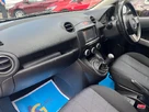 2013-mazda-mazda2-13-venture-small-35