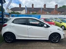 2013-mazda-mazda2-13-venture-small-7