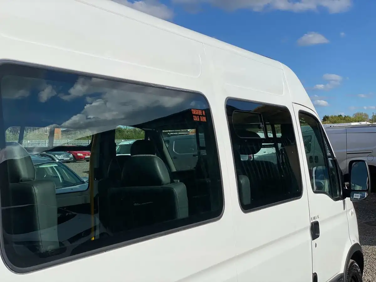 2008-renault-master-25td-mm33dci-mwb-100-big-26
