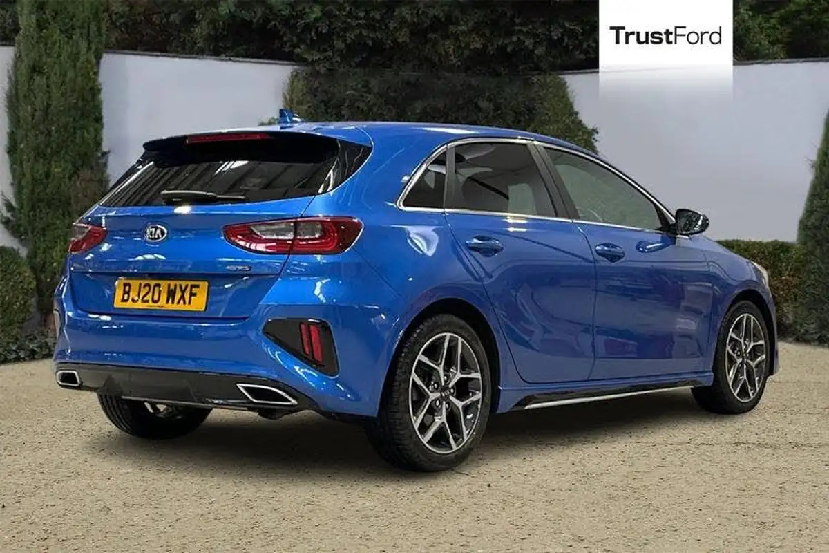 2020-kia-ceed-10-t-gdi-gt-line-big-3