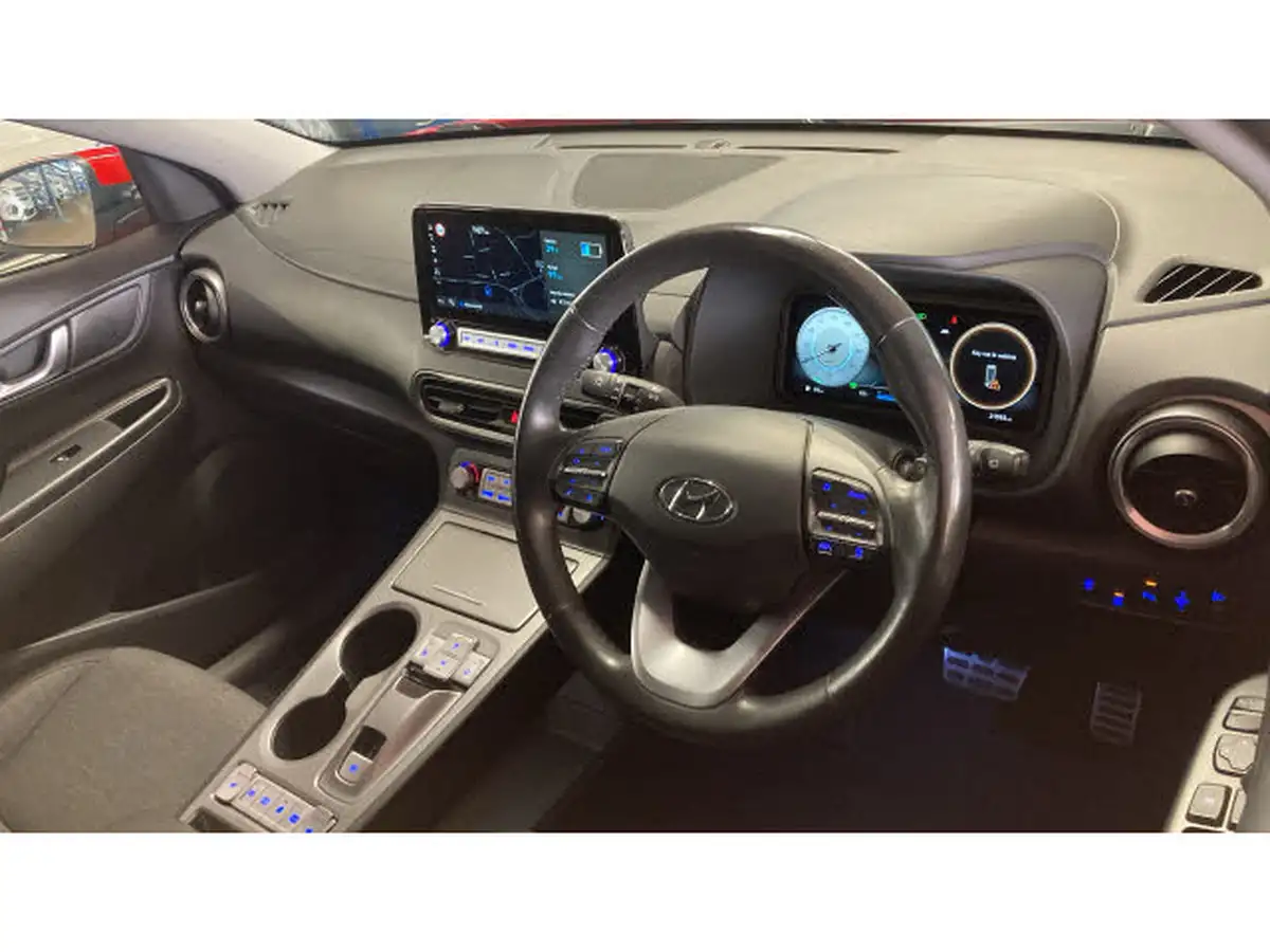2022-hyundai-kona-e-premium-204ps-64kwh-7kw-obc-big-10