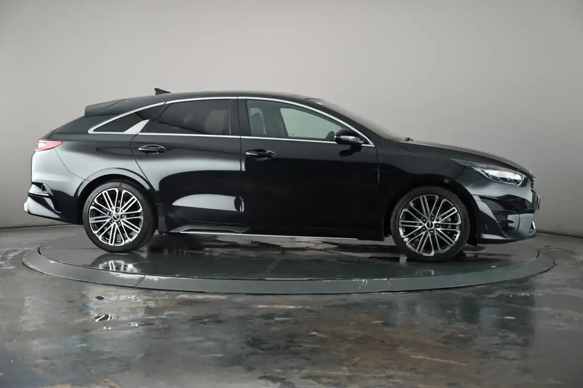 2024-kia-pro-ceed-15-t-gdi-gt-line-s-138bhp-big-33