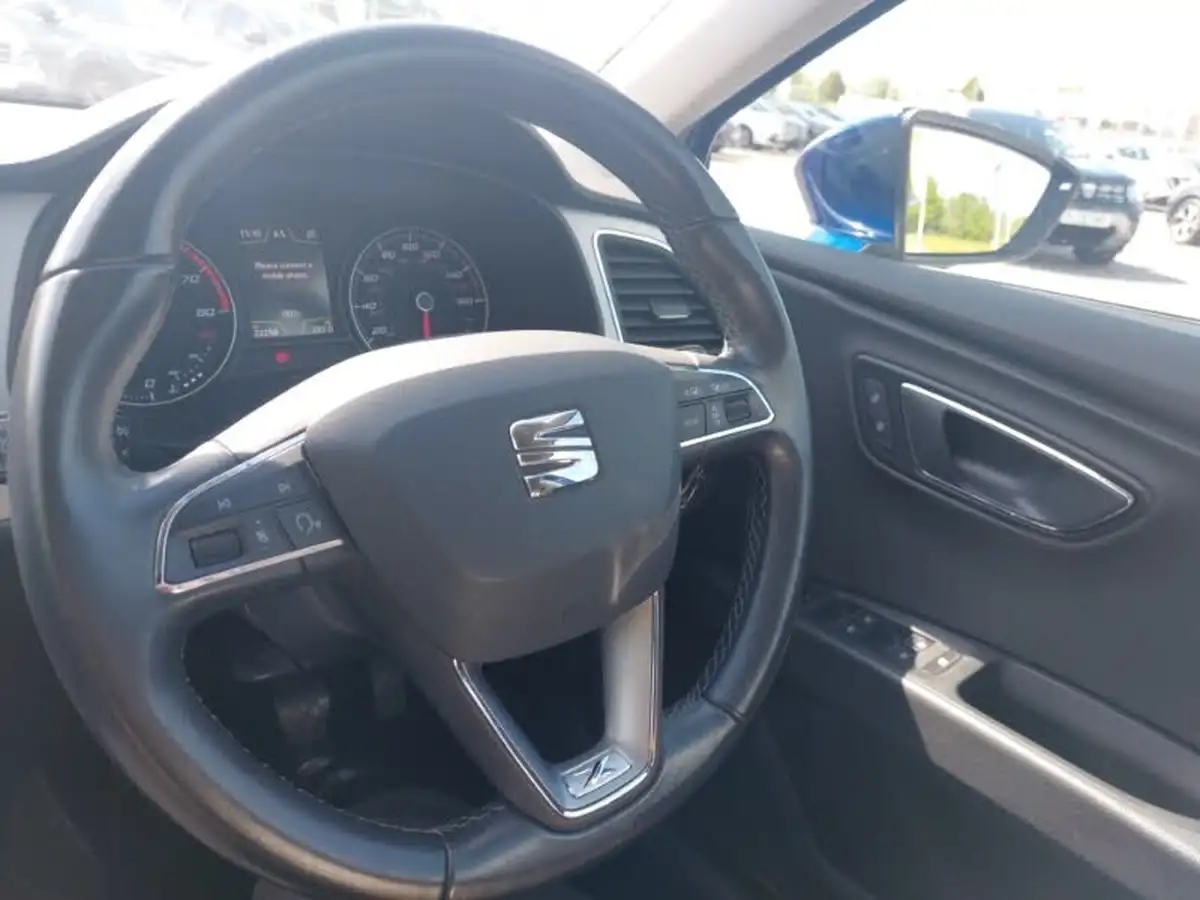 2018-seat-leon-14-ecotsi-xcellence-technology-estate-big-15