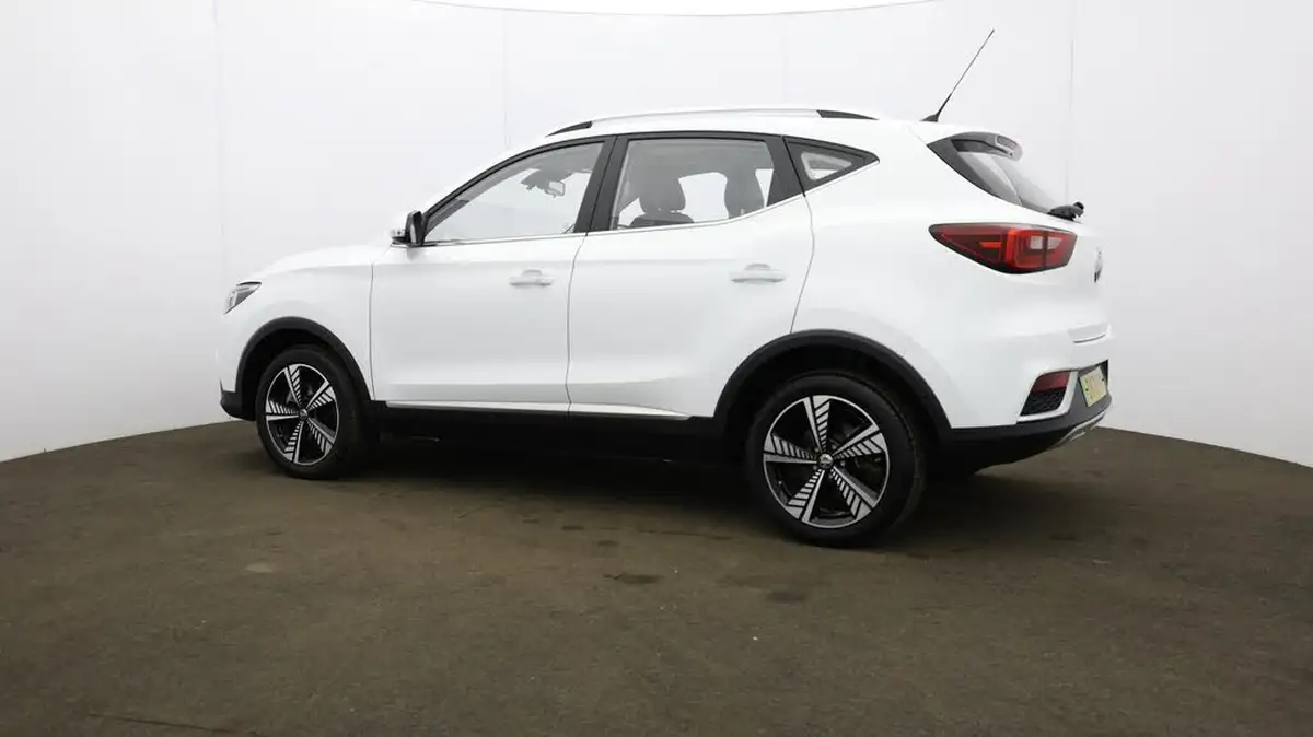2021-mg-zs-suv-e-exclusive-ev-big-58