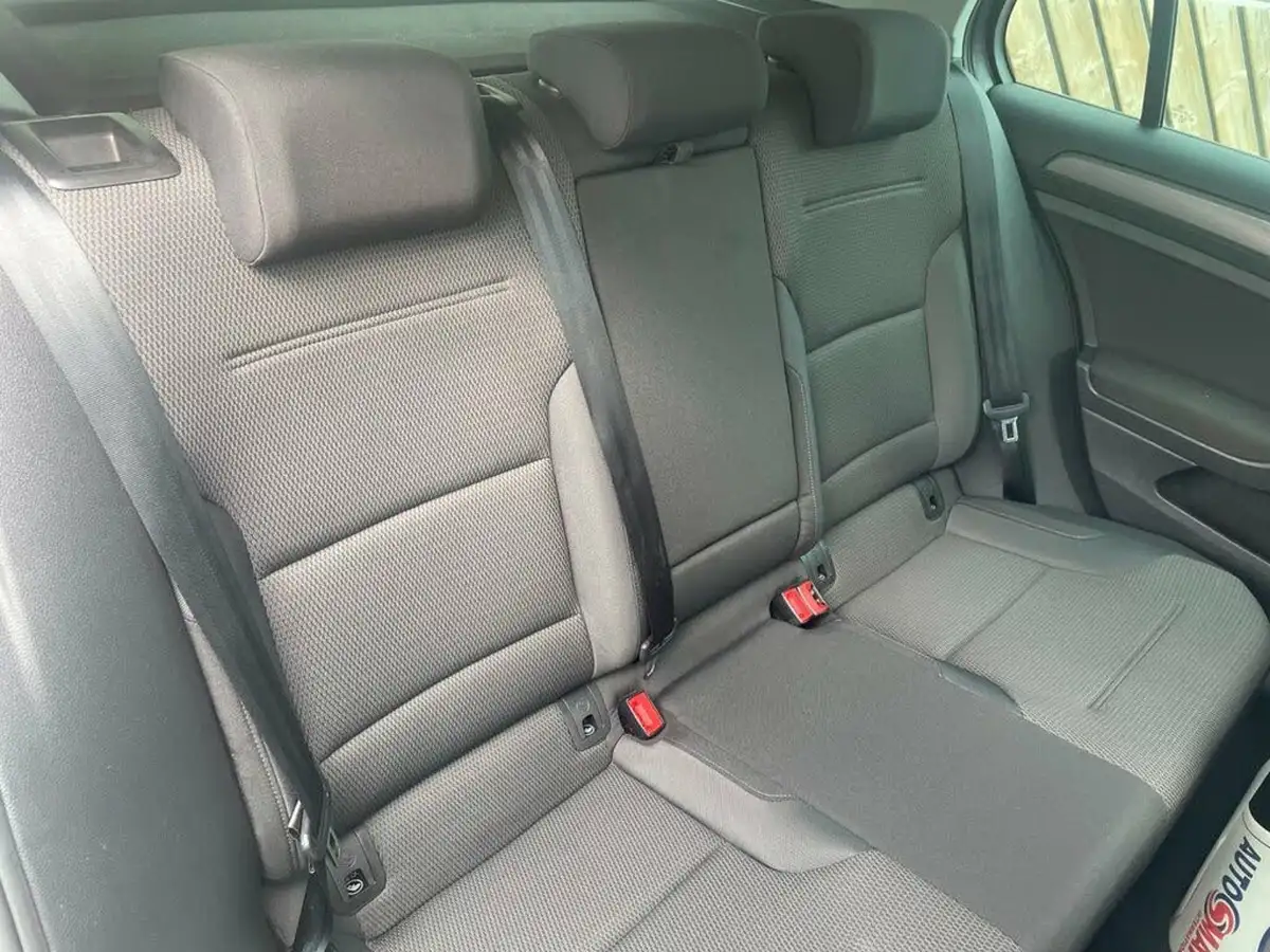 2019-volkswagen-golf-16tdi-match-hatchback-5d-big-6