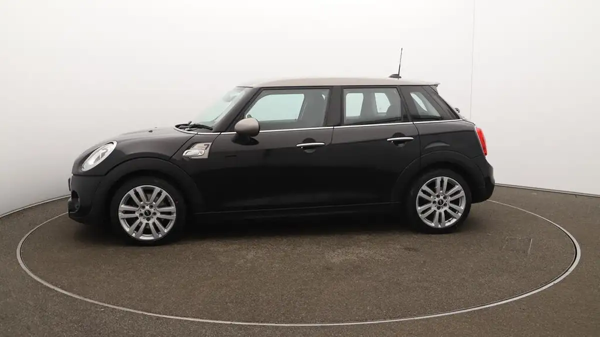 2017-mini-cooper-20-cooper-s-seven-media-xlss-5d-big-63