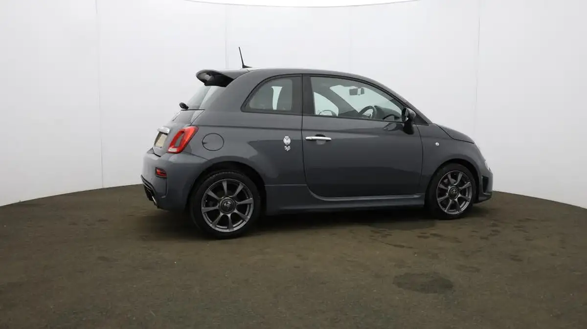 2019-abarth-595-14-tjet-big-55