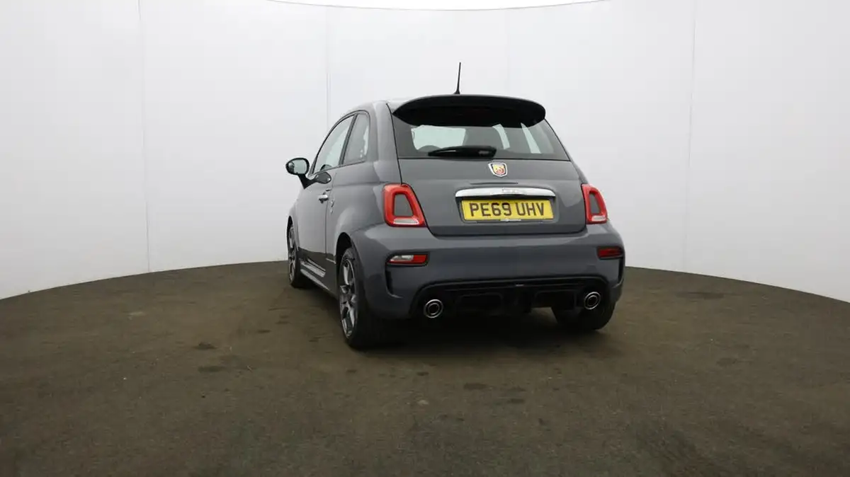 2019-abarth-595-14-tjet-big-31