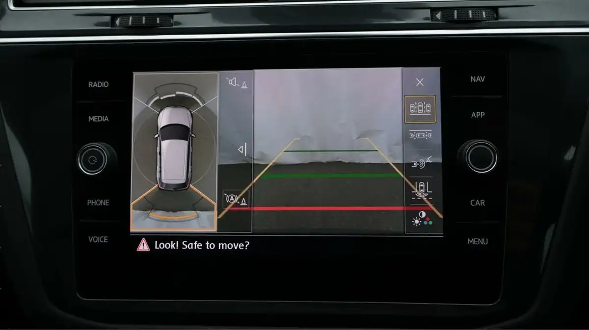 2020-volkswagen-tiguan-allspace-15-tsi-r-line-tech-big-30