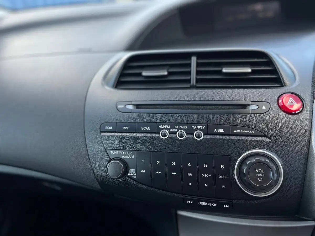2007-honda-civic-18-type-s-gt-i-shift-big-25