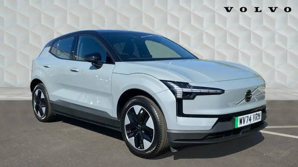 2025-volvo-ex30-e-single-motor-plus-big-0