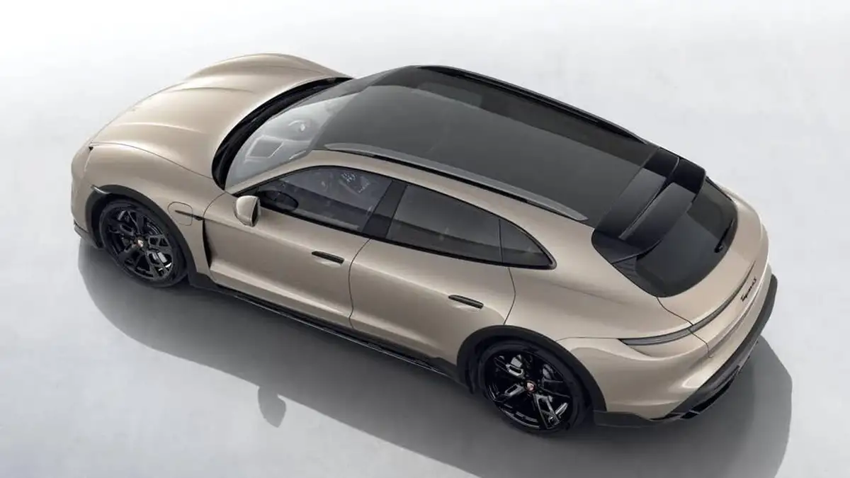 2023-porsche-taycan-e-4s-cross-turismo-big-3
