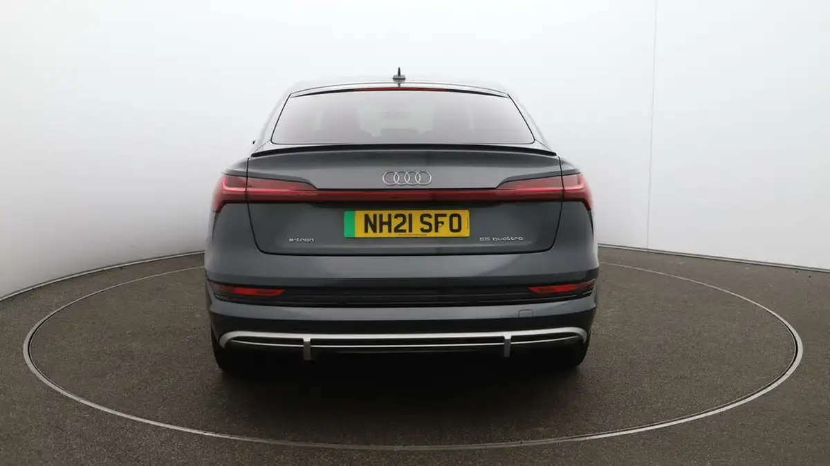 2021-audi-e-tron-55e-s-line-sportback-big-61