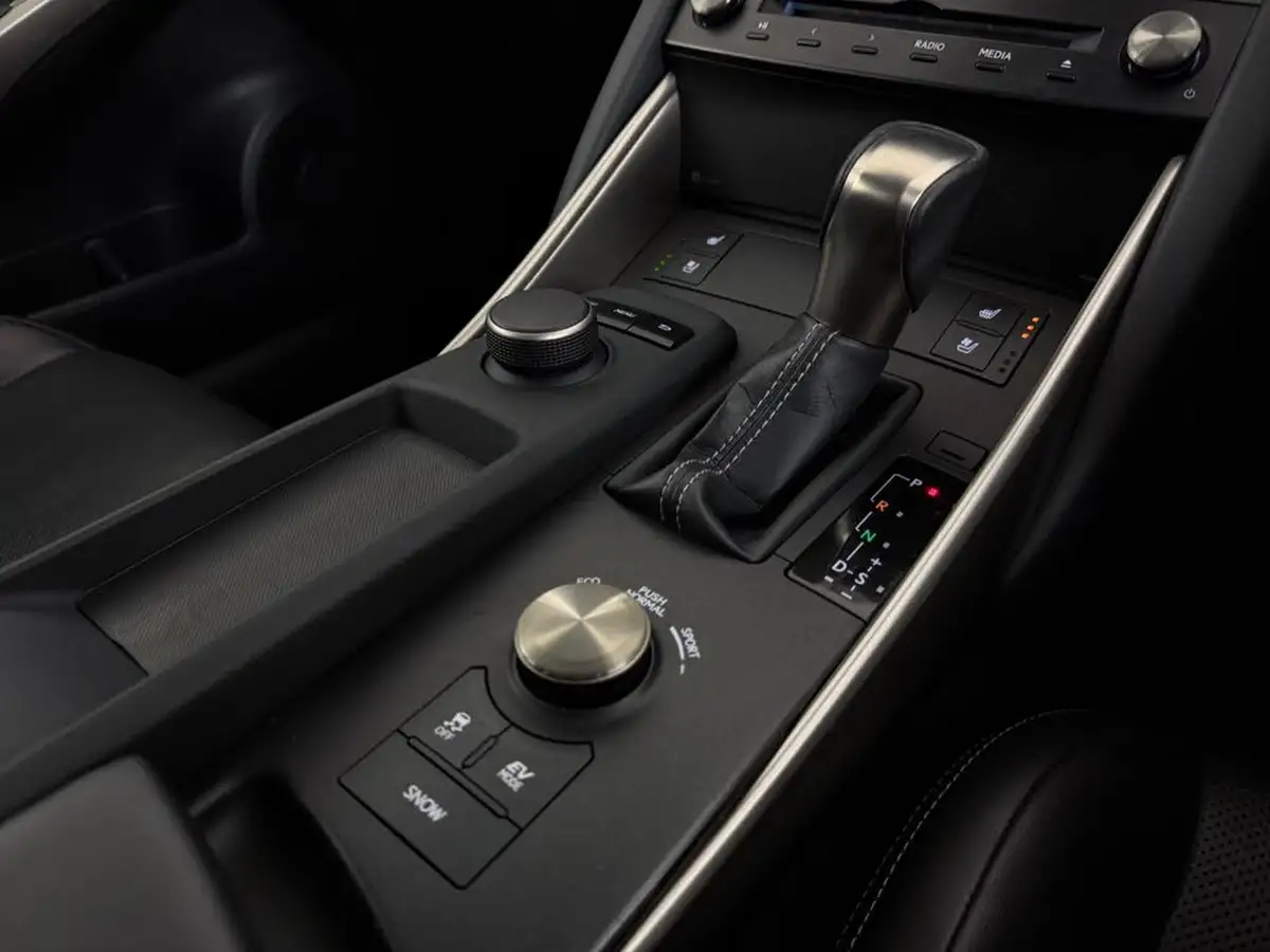 2018-lexus-is-300h-25-advance-lexus-navigation-big-44