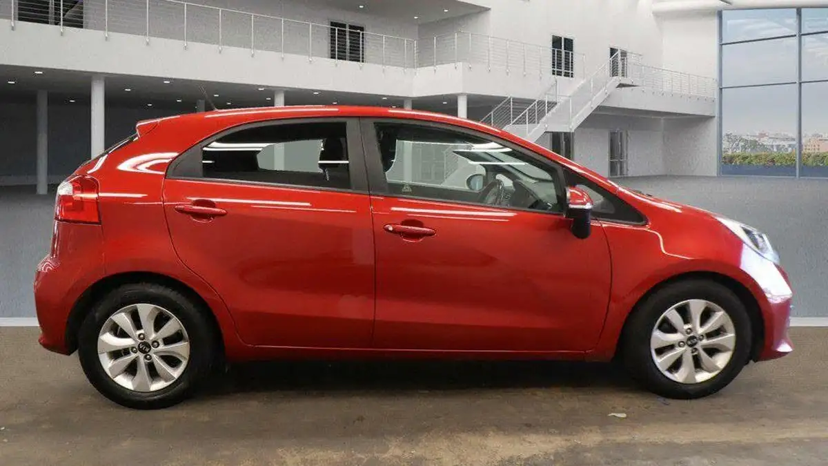 2017-kia-rio-125-se-big-3