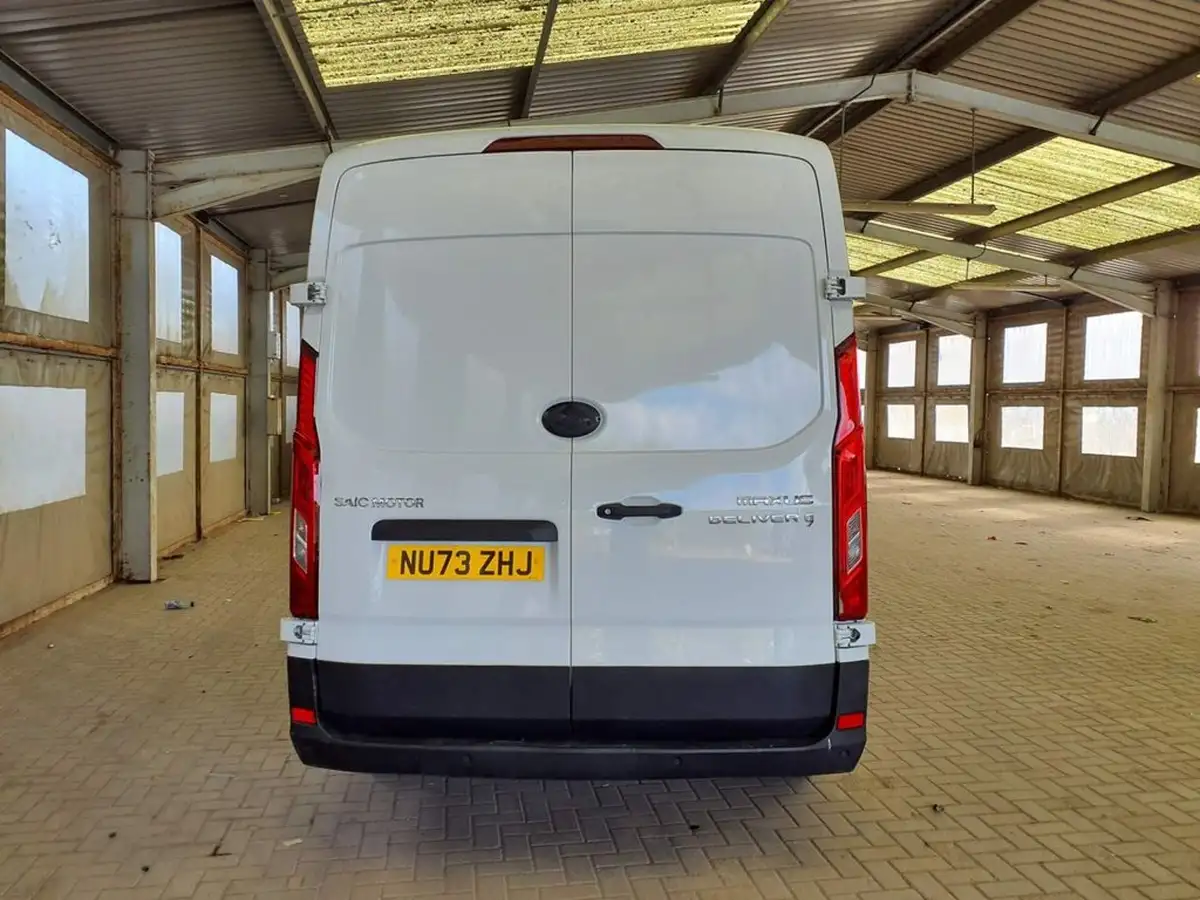 2023-maxus-deliver-9-big-3