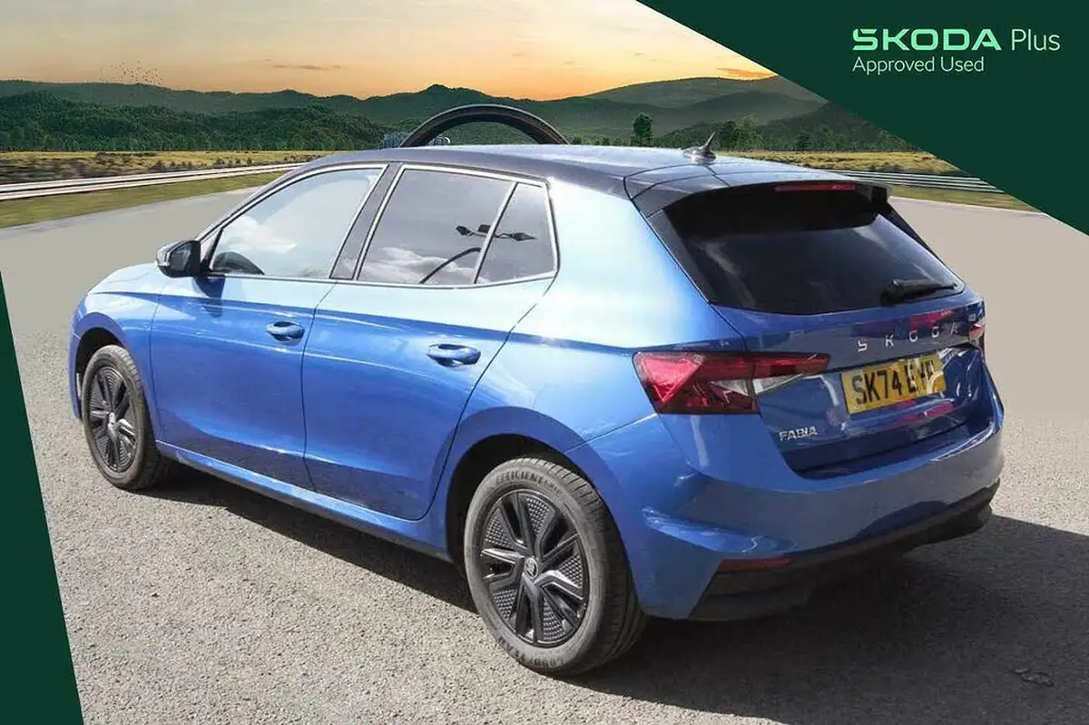 2024-skoda-fabia-10-tsi-colour-edition-116ps-big-2