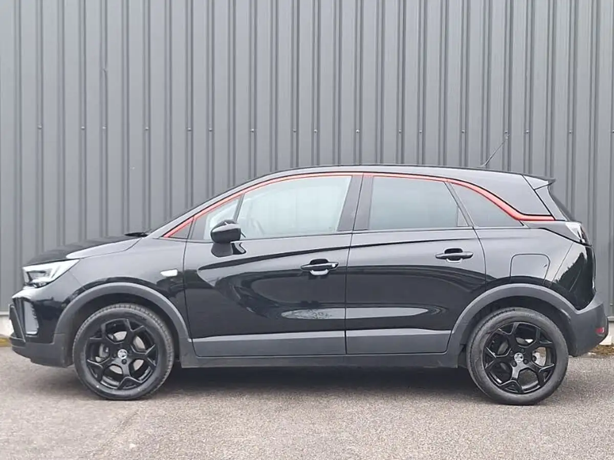 2022-vauxhall-crossland-12-gs-line-110ps-big-3