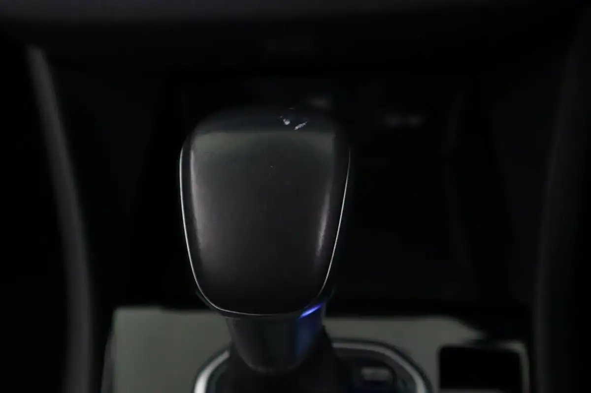 2021-hyundai-ioniq-16-gdi-premium-hybrid-big-9