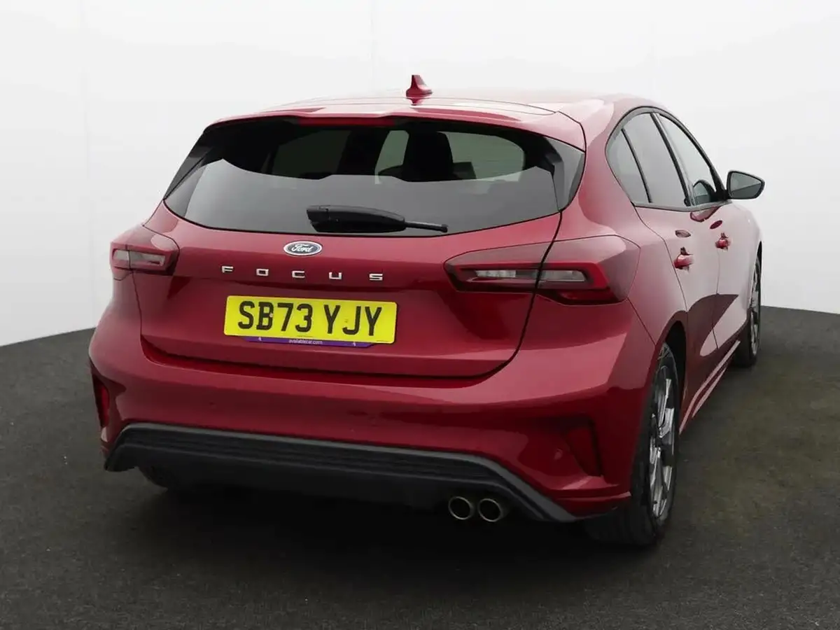 2023-ford-focus-big-4