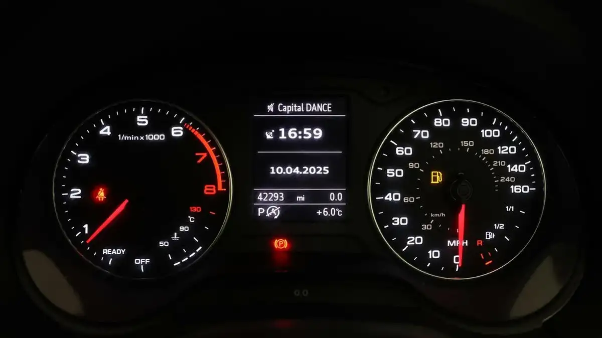 2019-audi-q2-15-35-tfsi-black-edition-cod-s-tronic-big-9