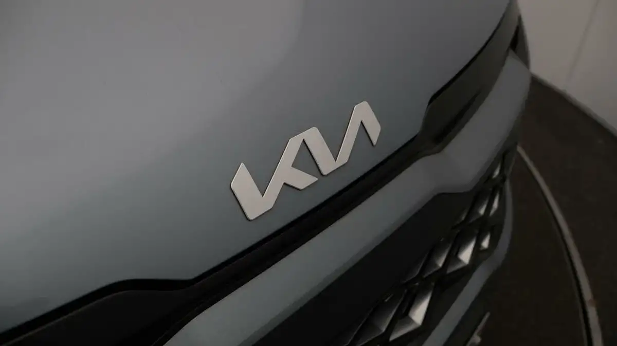 2024-kia-sportage-16-t-gdi-gt-line-226bhp-hev-auto-big-23