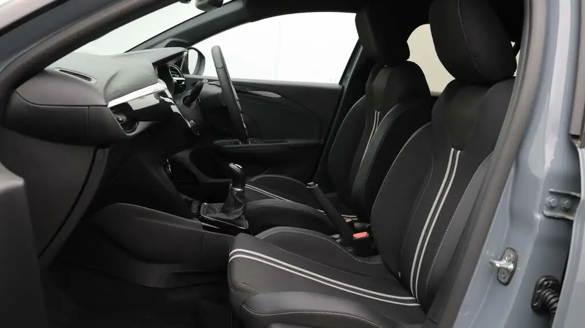 2024-vauxhall-corsa-12i-gs-big-14