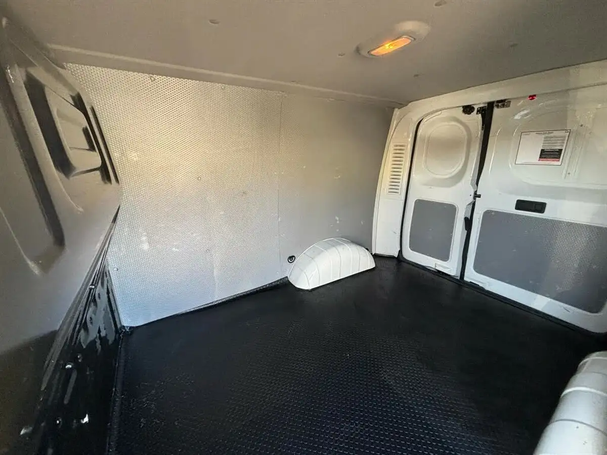 2021-maxus-e-deliver-3-e-l1h1-35kwh-big-16