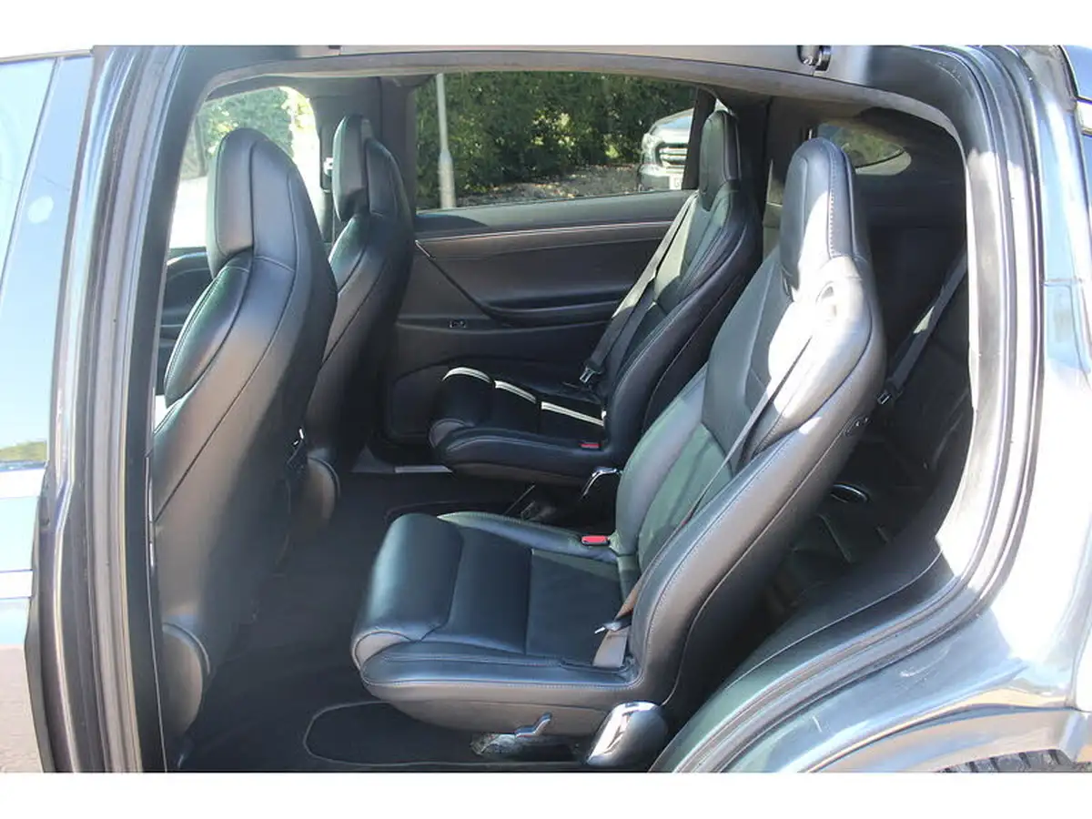 2017-tesla-model-x-e-100d-big-13