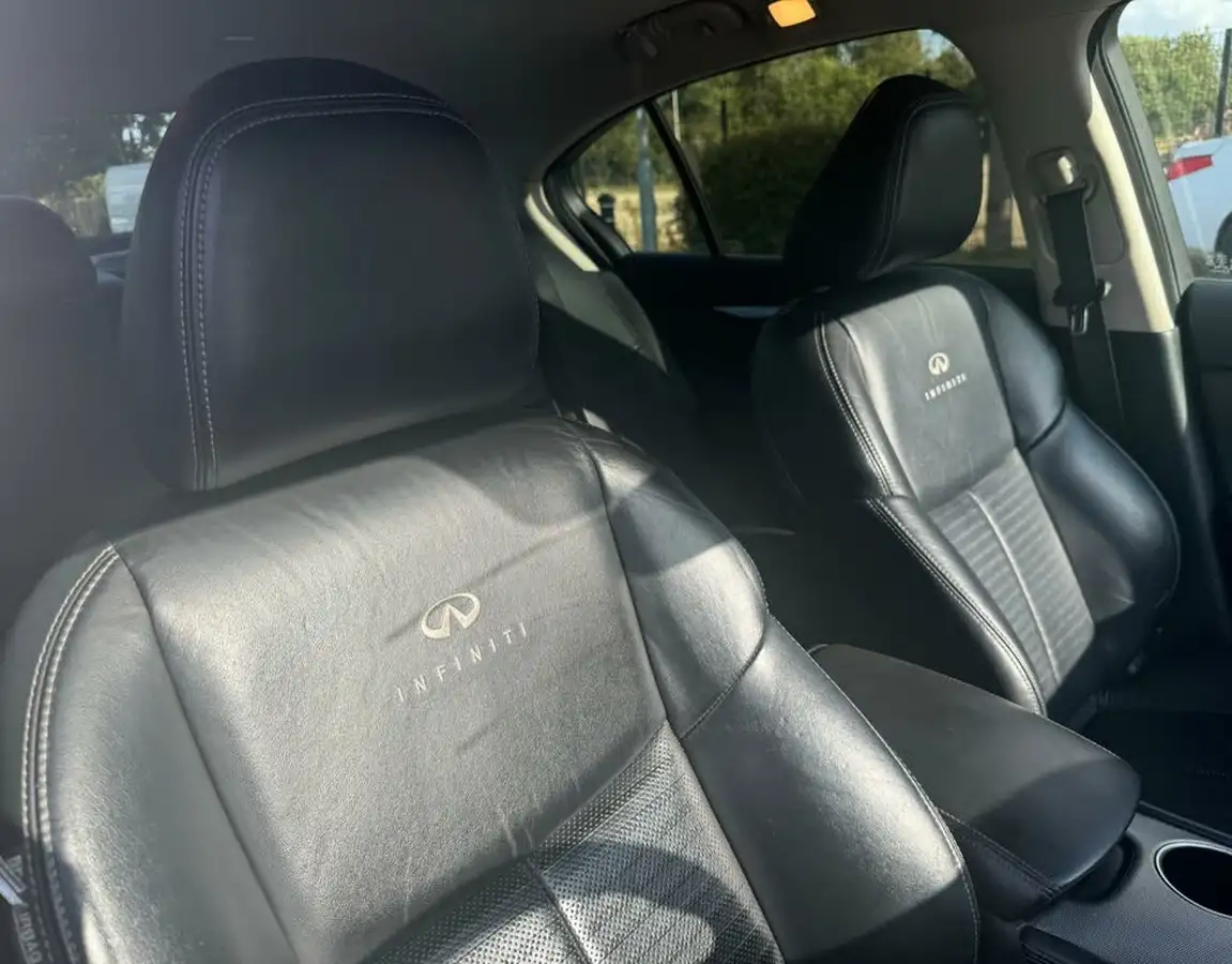 2015-infiniti-q50-22td-sport-170ps-auto-big-10