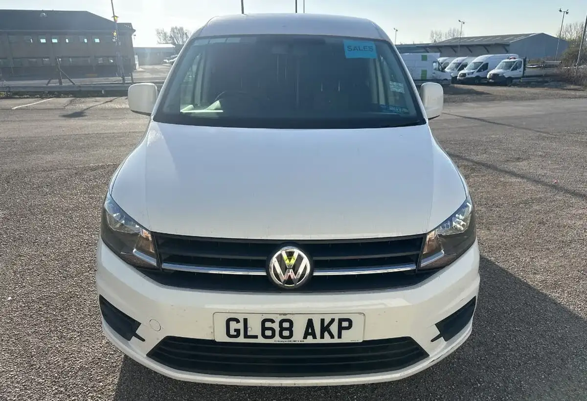 2018-volkswagen-caddy-20tdi-c20-trendline-bmt-102pseu6-big-7
