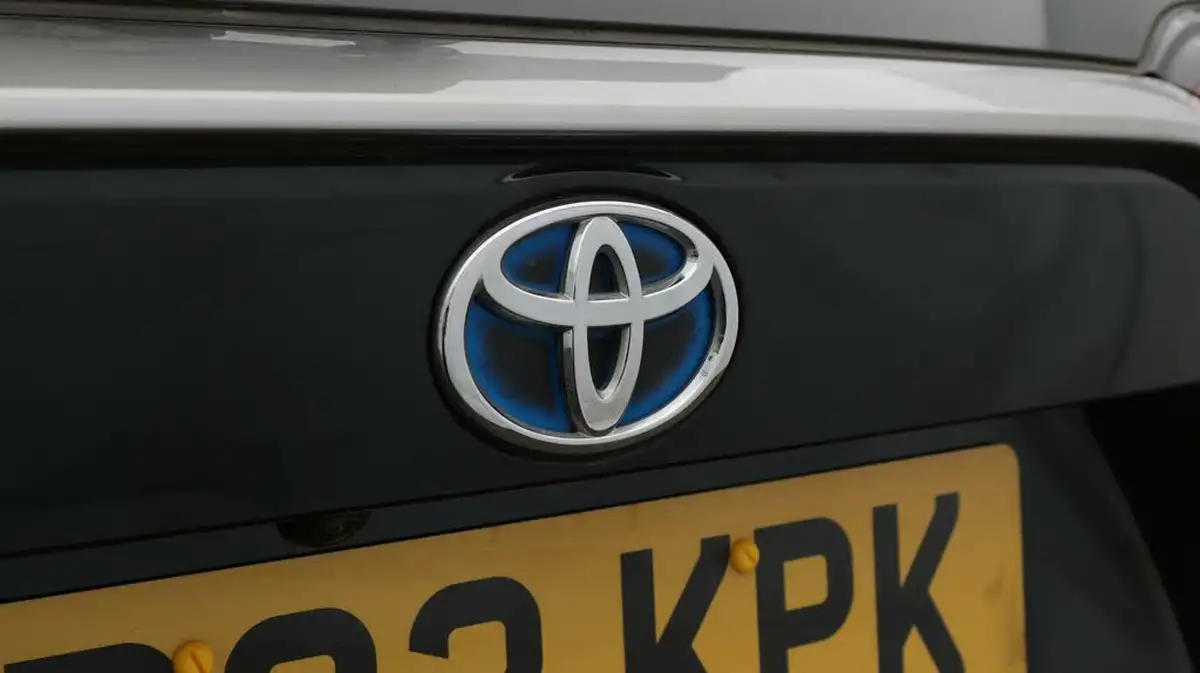 2022-toyota-rav4-25-vvt-i-design-215bhp-big-21