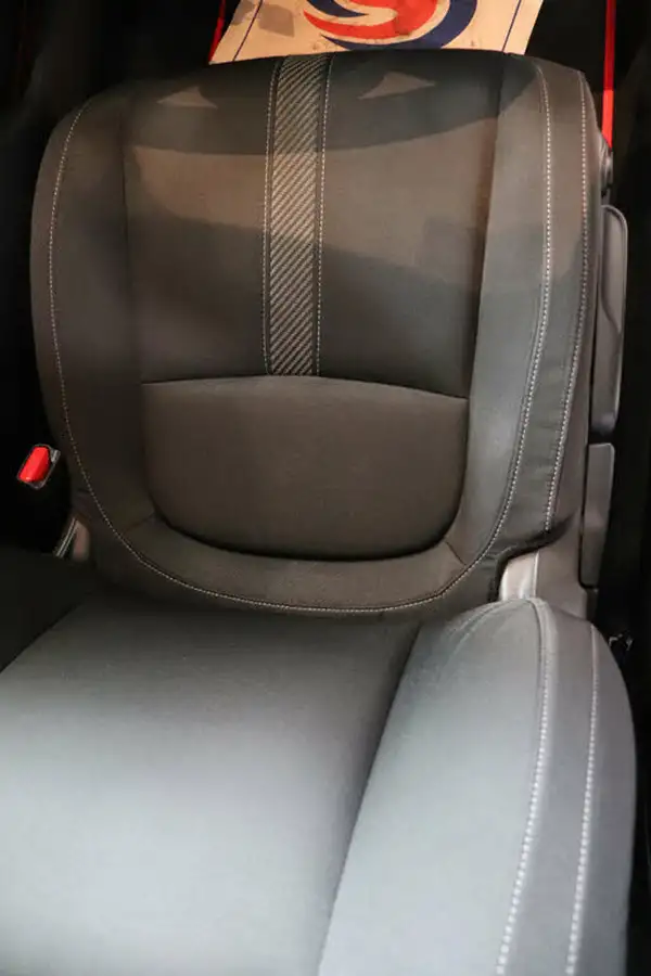 2019-honda-civic-10-vtec-turbo-sr-hatchback-5d-big-20