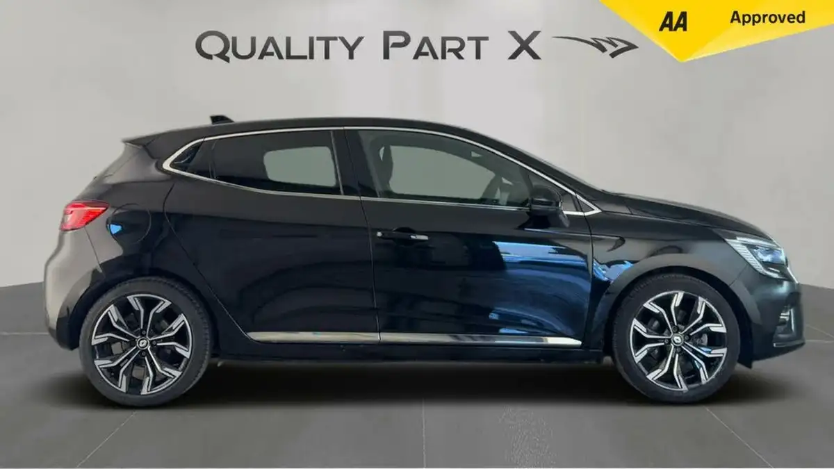 2022-renault-clio-16-techno-big-1