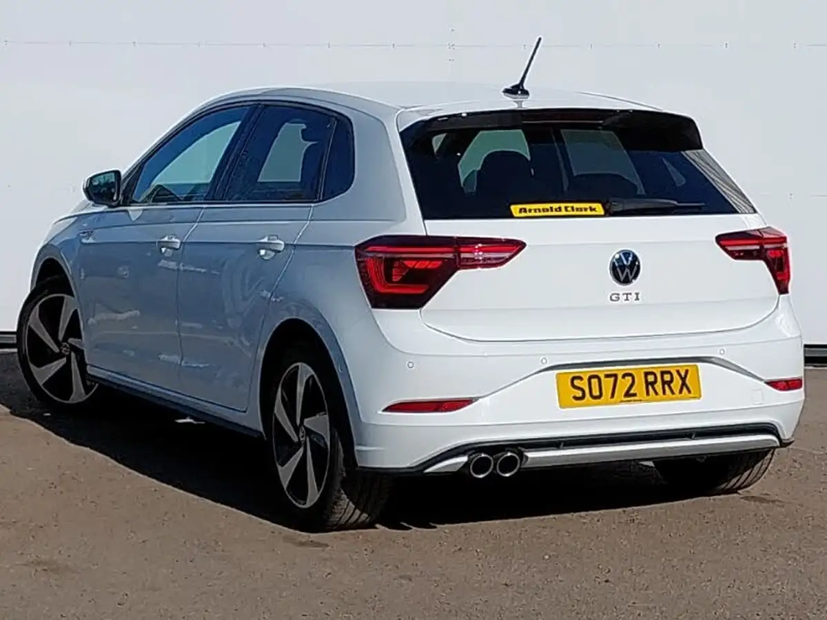 2022-volkswagen-polo-20-tsi-gti-big-1